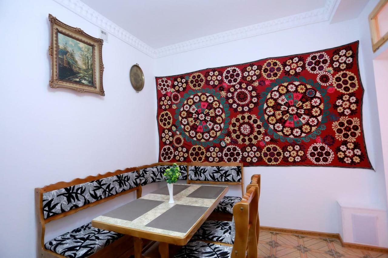 Anis-Pari Hotel Bukhara Eksteriør billede