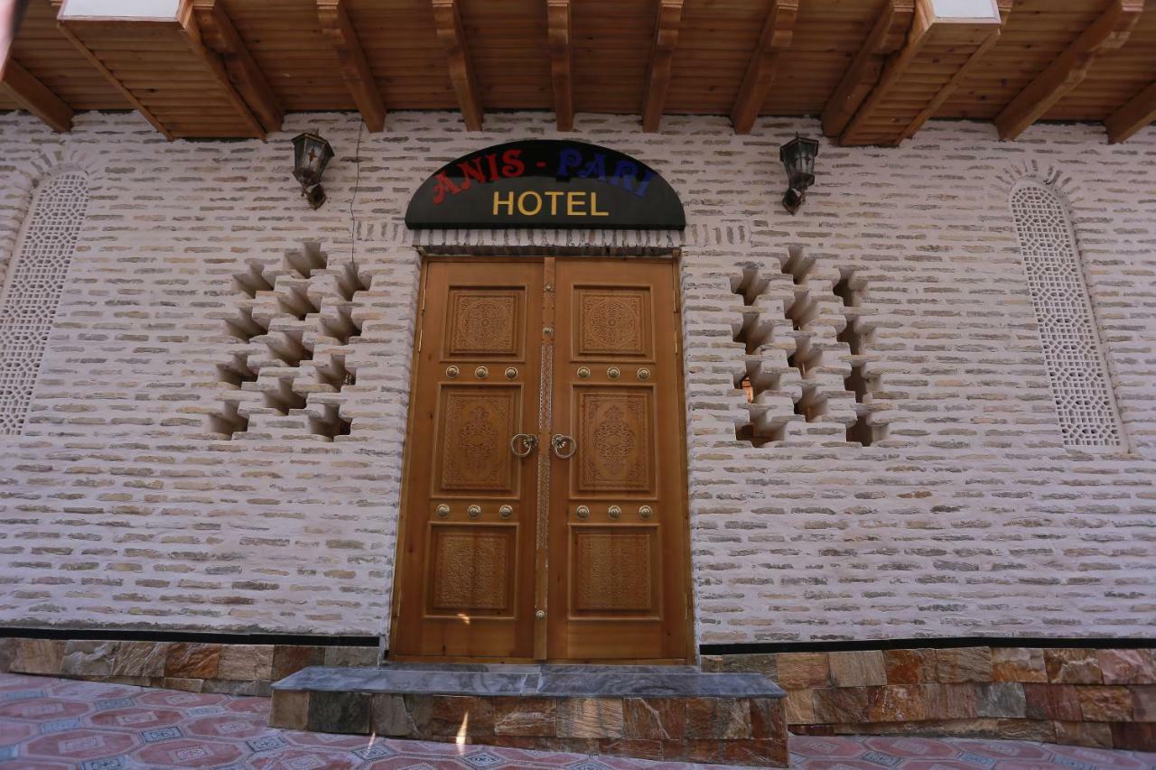 Anis-Pari Hotel Bukhara Eksteriør billede