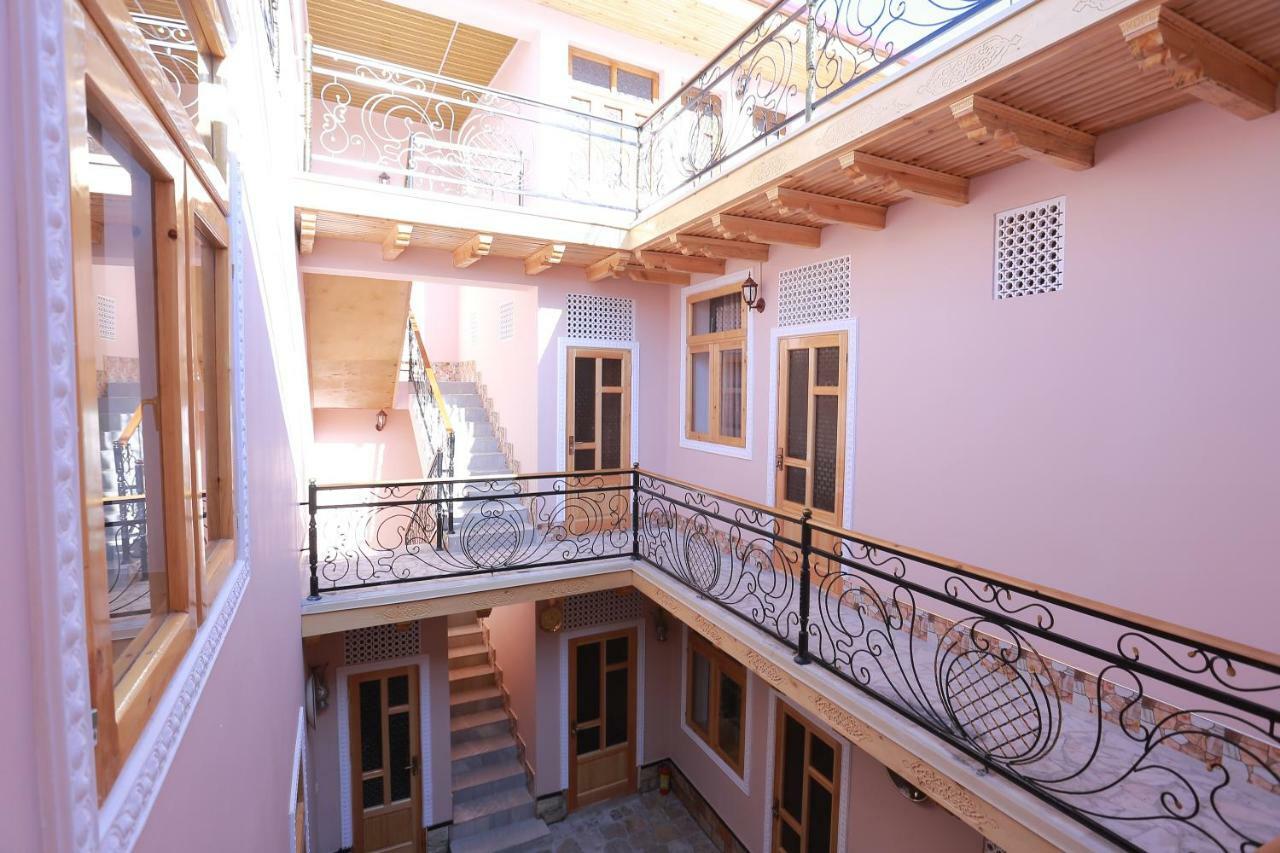 Anis-Pari Hotel Bukhara Eksteriør billede
