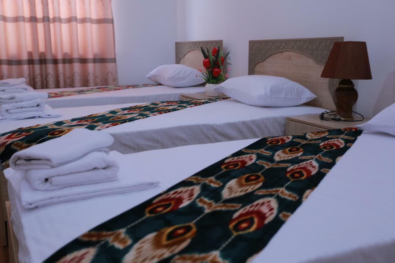 Anis-Pari Hotel Bukhara Eksteriør billede