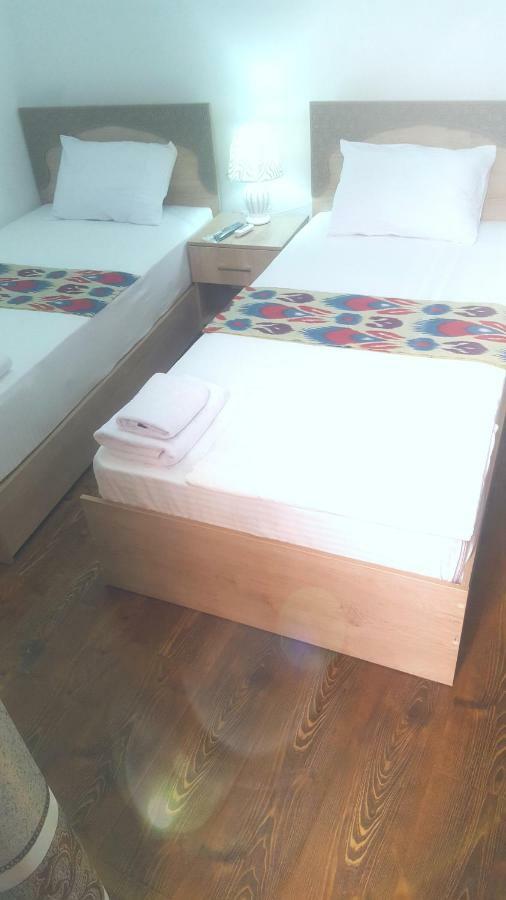 Anis-Pari Hotel Bukhara Eksteriør billede