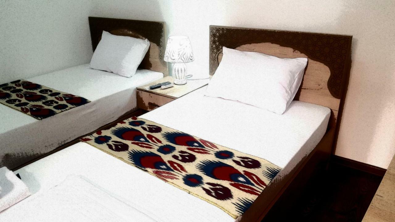 Anis-Pari Hotel Bukhara Eksteriør billede